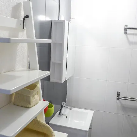 Holiday home Hameau Des Tamarins-1 By Interhome Le Barcares